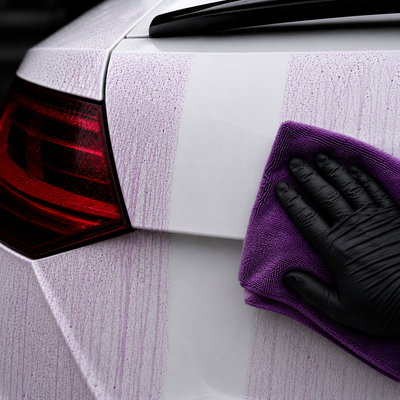 Clean off with microfibre